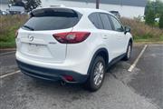 $14352 : PRE-OWNED 2016 MAZDA CX-5 TOU thumbnail