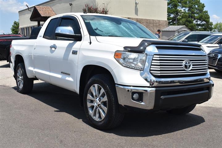 2017 Tundra Limited image 2