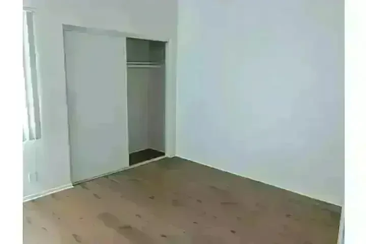 $2450 : APARTAMENTO MODERNO DE 2 RECS image 1