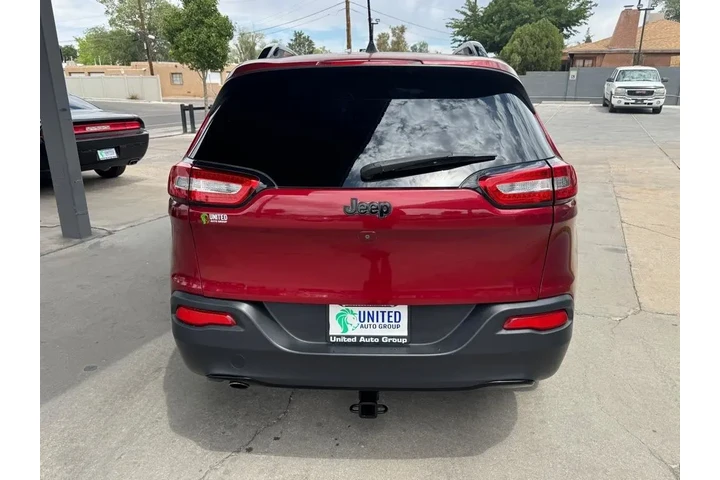 2017 Cherokee Limited FWD image 6