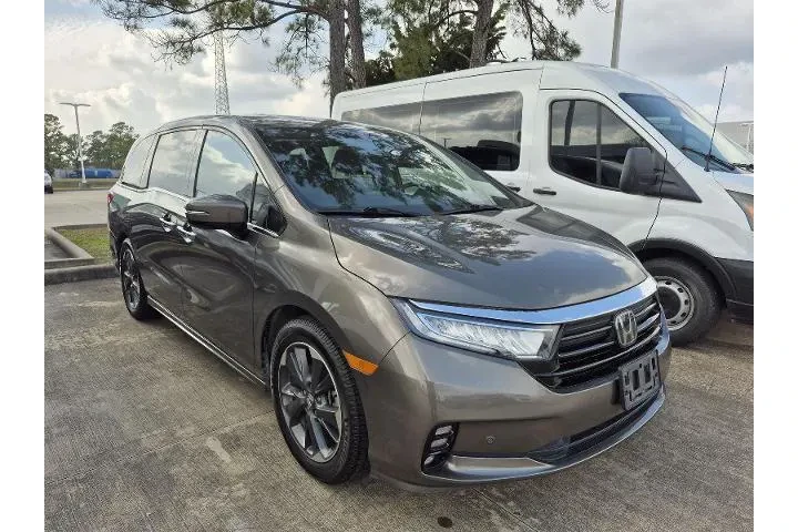$37981 : Honda Odyssey 2023 Elite 4dr image 2