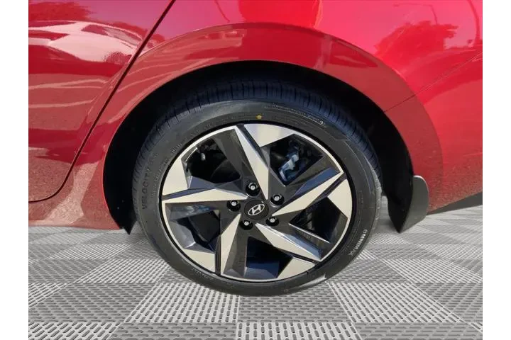 $20295 : Hyundai ELANTRA 2023 SEL 4dr image 9