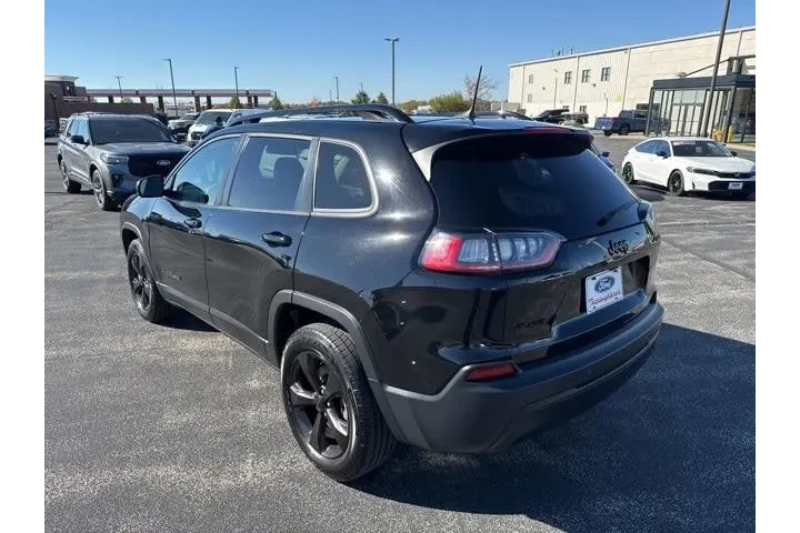 $16912 : Jeep Cherokee 2020 4x4 Latit image 3