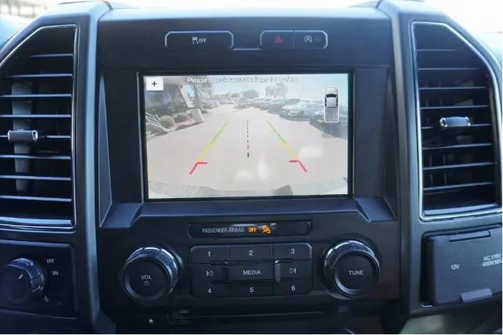 $23688 : Ford F-150 2018 4x2 XLT 4dr image 9