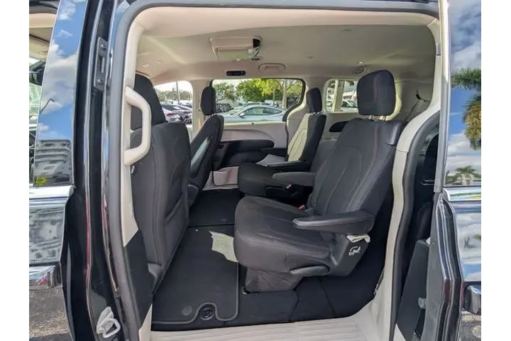 $14197 : Chrysler Pacifica 2019 Touri image 6