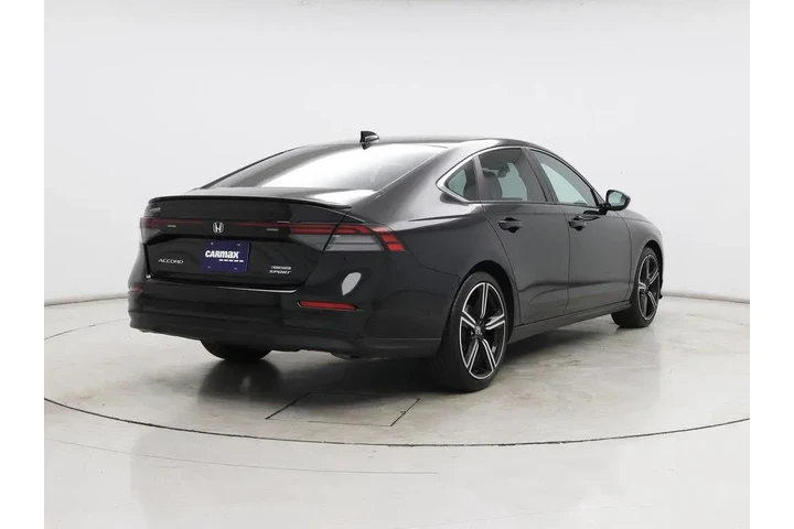 $29998 : Honda Accord Hybrid 2024 Spo image 8
