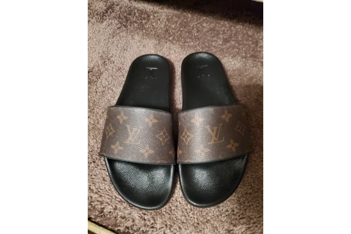 $200 : Ropa zapatos y más image 7