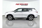 $30975 : Mitsubishi Outlander 2025 AW thumbnail