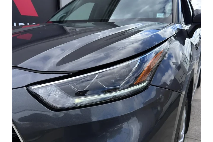$35895 : Toyota Highlander 2022 AWD P image 10