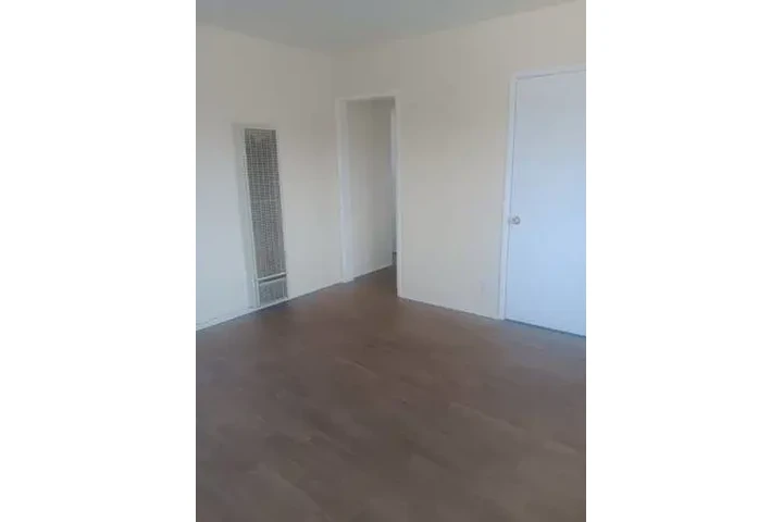 $1795 : 1 bed/1 bath Los Angeles $1795 image 2