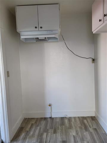 $2200 : LONG BEACH 2BED/1BATH APT. image 3