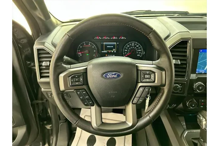 $28215 : Ford F-150 2019 4x4 XLT 4dr image 4