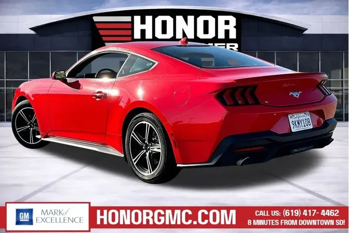 $27888 : Ford Mustang 2024 EcoBoost 2 image 4