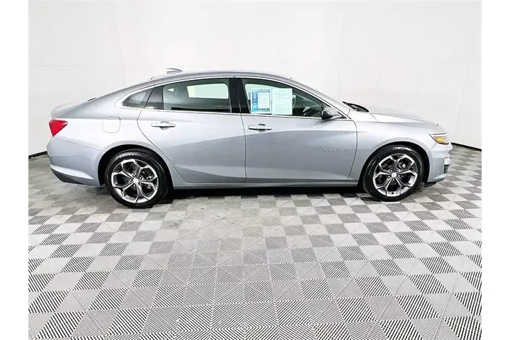 $18999 : Chevrolet Malibu 2024 LT 4dr image 8