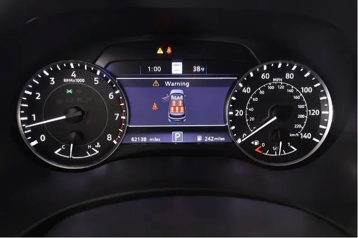 $37208 : Nissan Armada 2023 4x2 Plati image 4