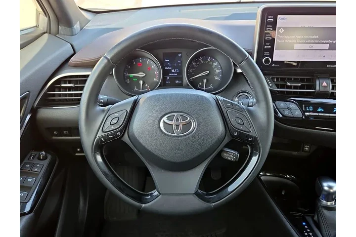 $21998 : Toyota C-HR 2019 Limited 4dr image 9