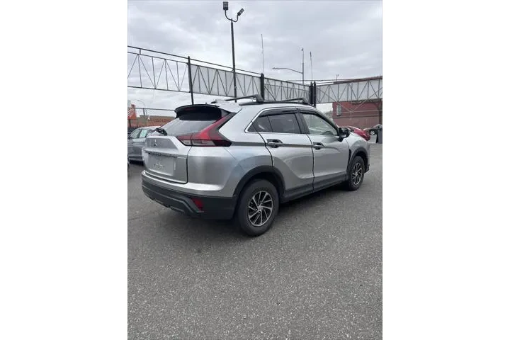 $14550 : Mitsubishi Eclipse Cross 202 image 6