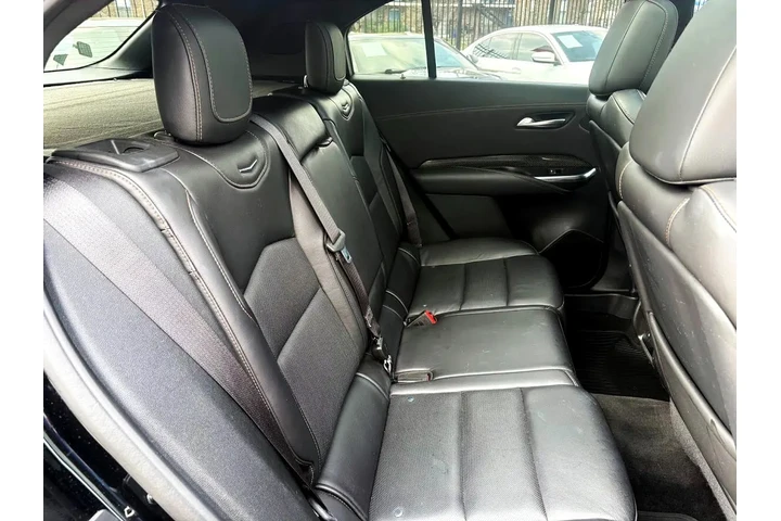 2020 XT4 Sport image 9