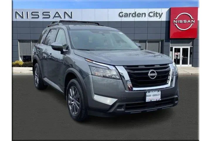 $33050 : Nissan Pathfinder 2025 SV 4d image 1