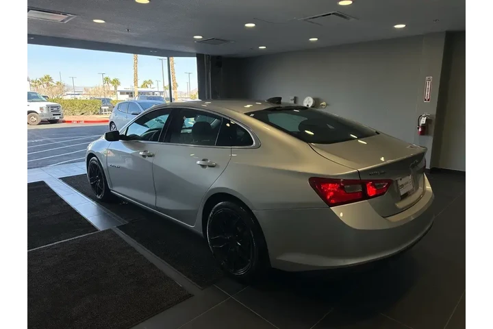 $15249 : Chevrolet Malibu 2021 LS Fle image 6
