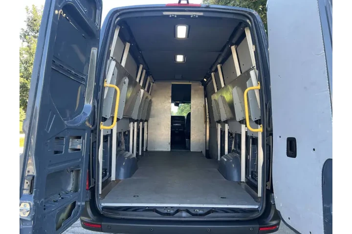 $28995 : 2019 Mercedes-Benz Sprinter 2 image 10
