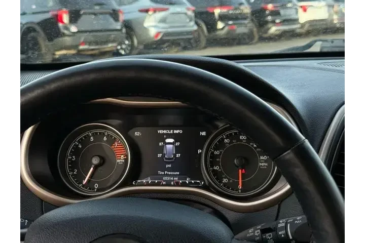 $16500 : Jeep Cherokee 2018 4x4 Limit image 10