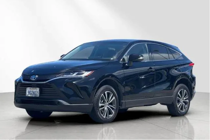 $29998 : Toyota Venza 2023 AWD LE 4dr image 6
