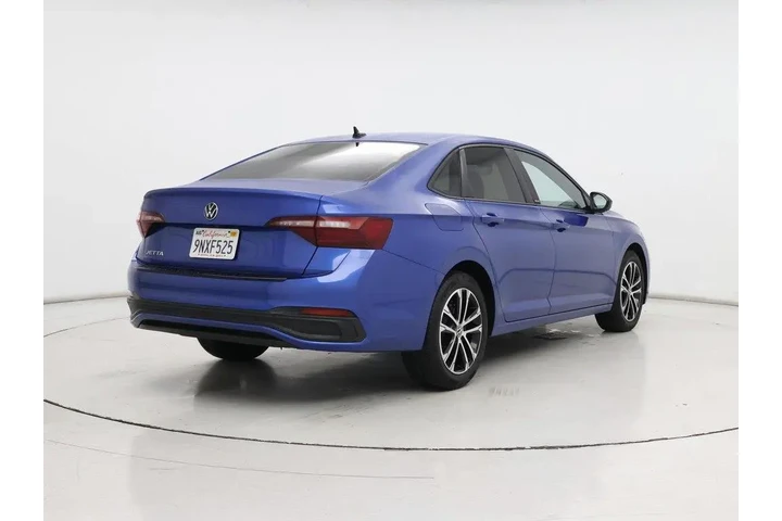 $19998 : Volkswagen Jetta 2024 Sport image 8