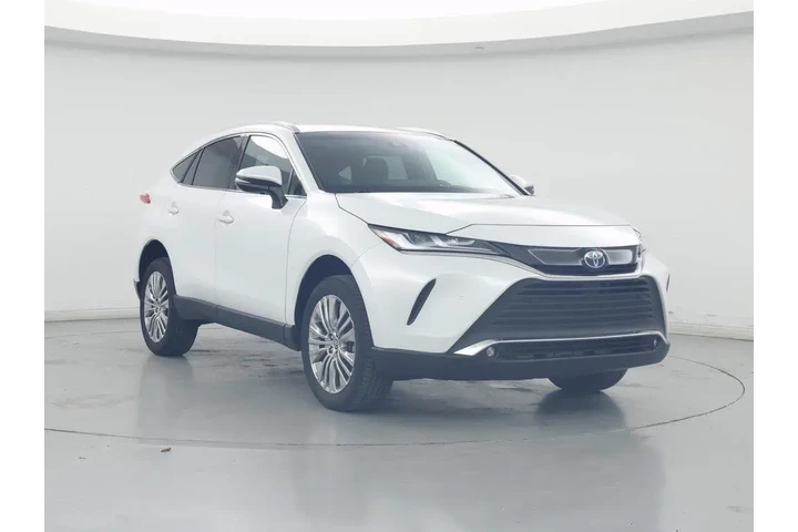 $34998 : Toyota Venza 2024 AWD XLE 4d image 1