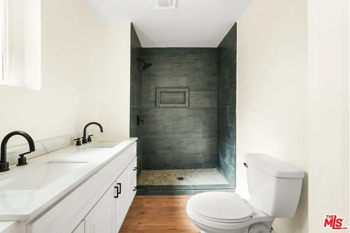 $1500 : Boyle Heights 2 Bed/ 2 Bath image 9