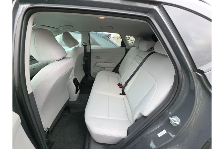 $20999 : Hyundai KONA 2025 SEL 4dr Cr image 3