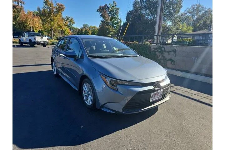 $24995 : Toyota Corolla 2024 LE 4dr S image 1
