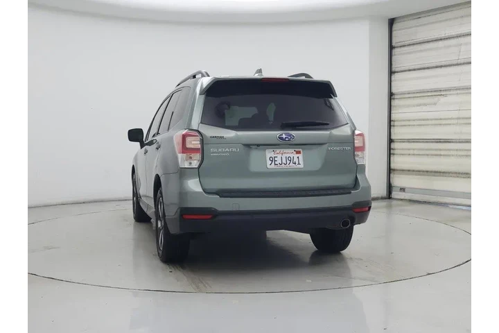 $17998 : Subaru Forester 2018 AWD 2.5 image 6