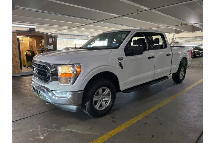 $39500 : Ford F-150 2022 4x4 XLT 4dr image 1