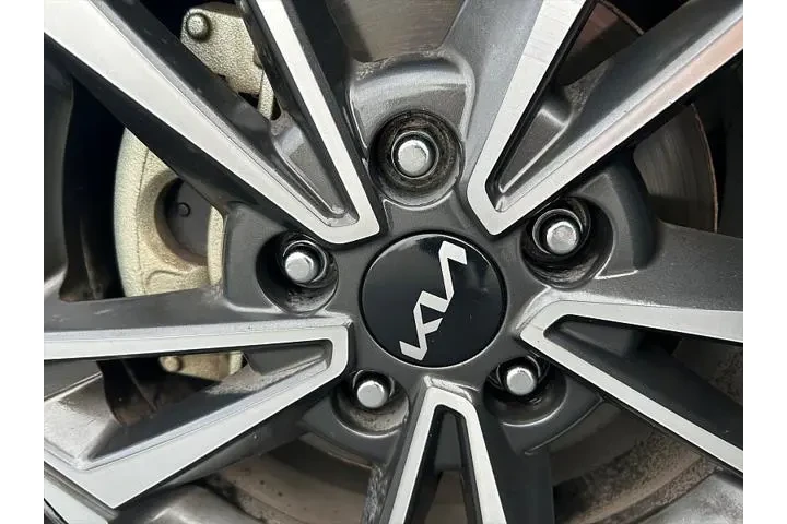 $21995 : Kia Forte 2024 LX 4dr Sedan image 10