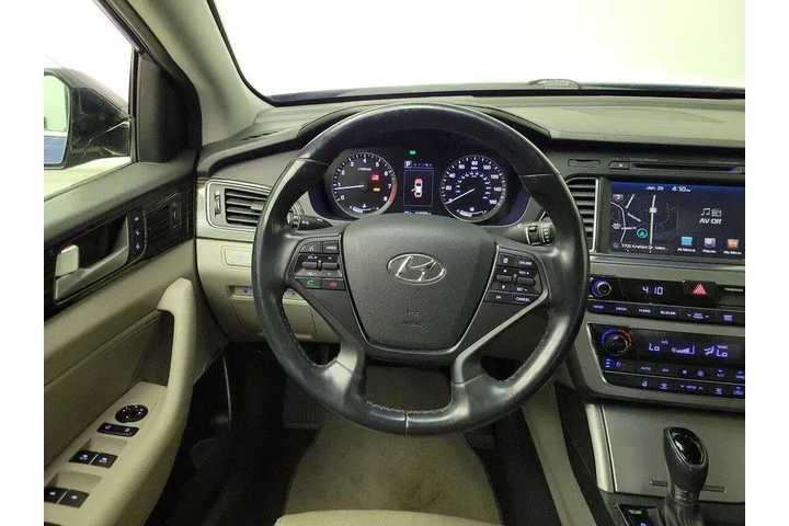 $13998 : Hyundai SONATA 2016 Limited image 10