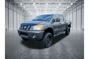 $13395 : Nissan Titan 2012 4x4 PRO-4X thumbnail