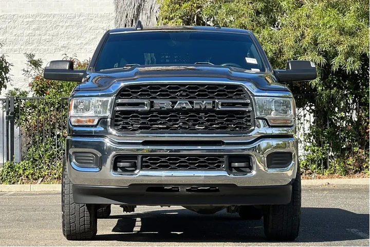 Ram 2500 2022 4x4 Tradesman image 8