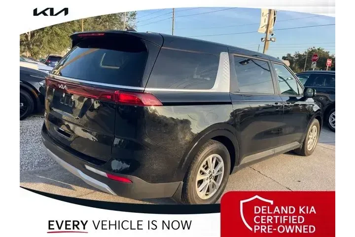 $31999 : Kia Carnival 2024 LX 4dr Min image 5