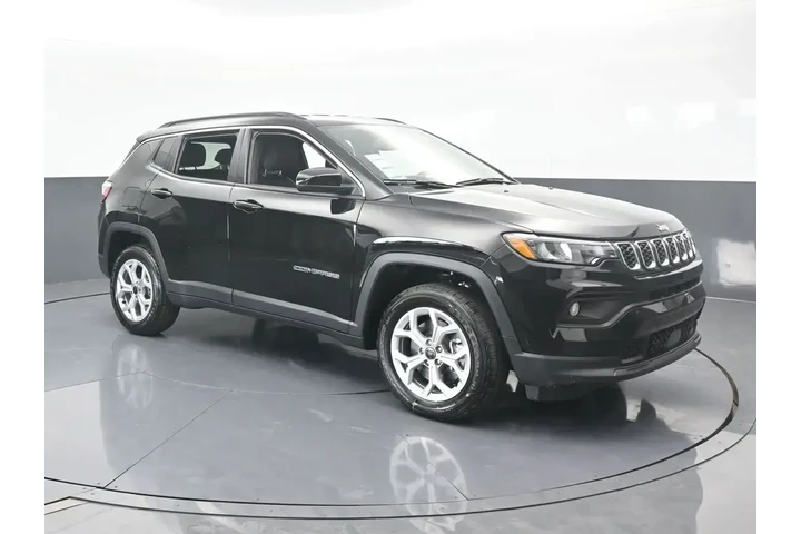 $27994 : Jeep Compass 2026 4x4 Latitu image 8