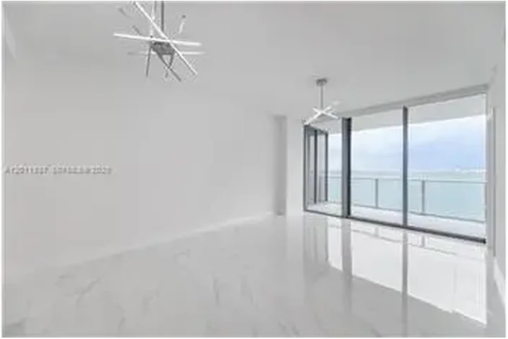 $6200 : Rental property with 1 bedro image 10