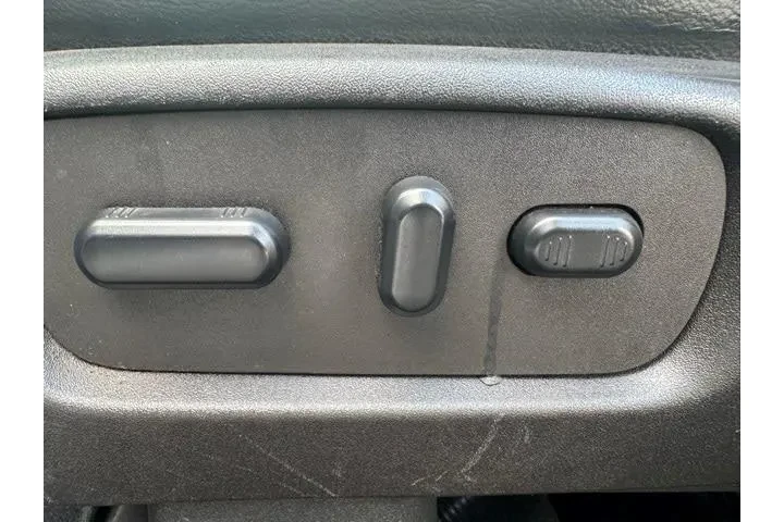 $14500 : Ford Explorer 2015 AWD XLT 4 image 10