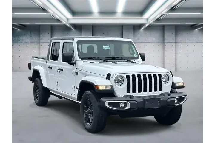 $26594 : Jeep Gladiator 2022 4x4 Will image 2