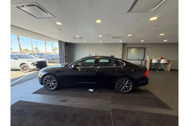 $21984 : Volvo S90 2017 T5 Momentum 4 image 8