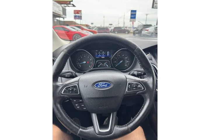 $8900 : 2016 Focus Titanium image 10