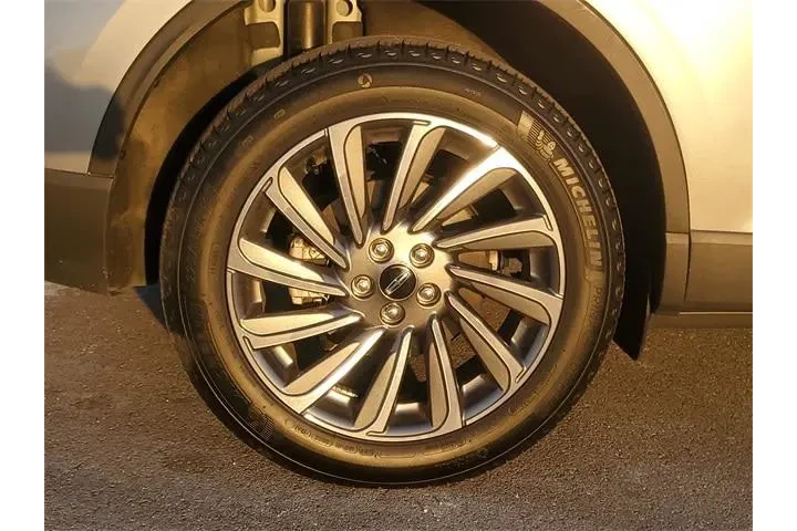 $33988 : Lincoln Corsair 2023 AWD Res image 9