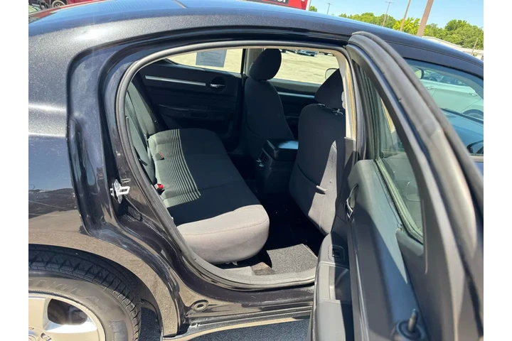 $2980 : 2010 Charger 4dr Sdn SXT RWD image 9