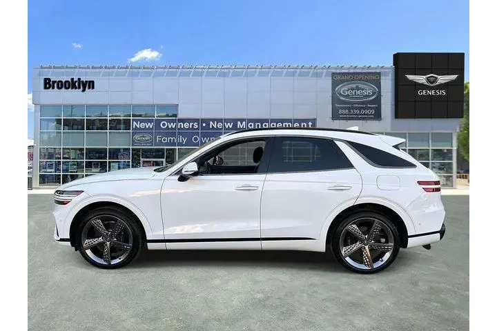 $35993 : Genesis GV70 2023 AWD 2.5T S image 7
