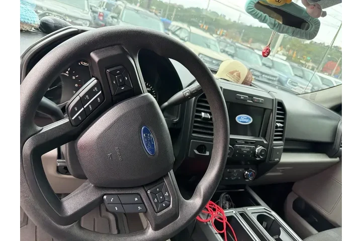 $18642 : Ford F-150 2020 4x2 XL 4dr S image 8