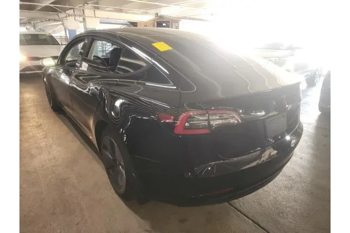 $24495 : Tesla Model 3 2022 4dr Sedan image 3